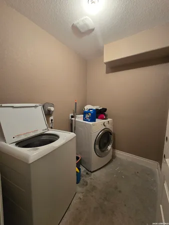 $550,000 | 420 Highlands Loop, Poteet, TX 78065