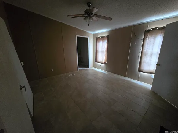 $550,000 | 420 Highlands Loop, Poteet, TX 78065