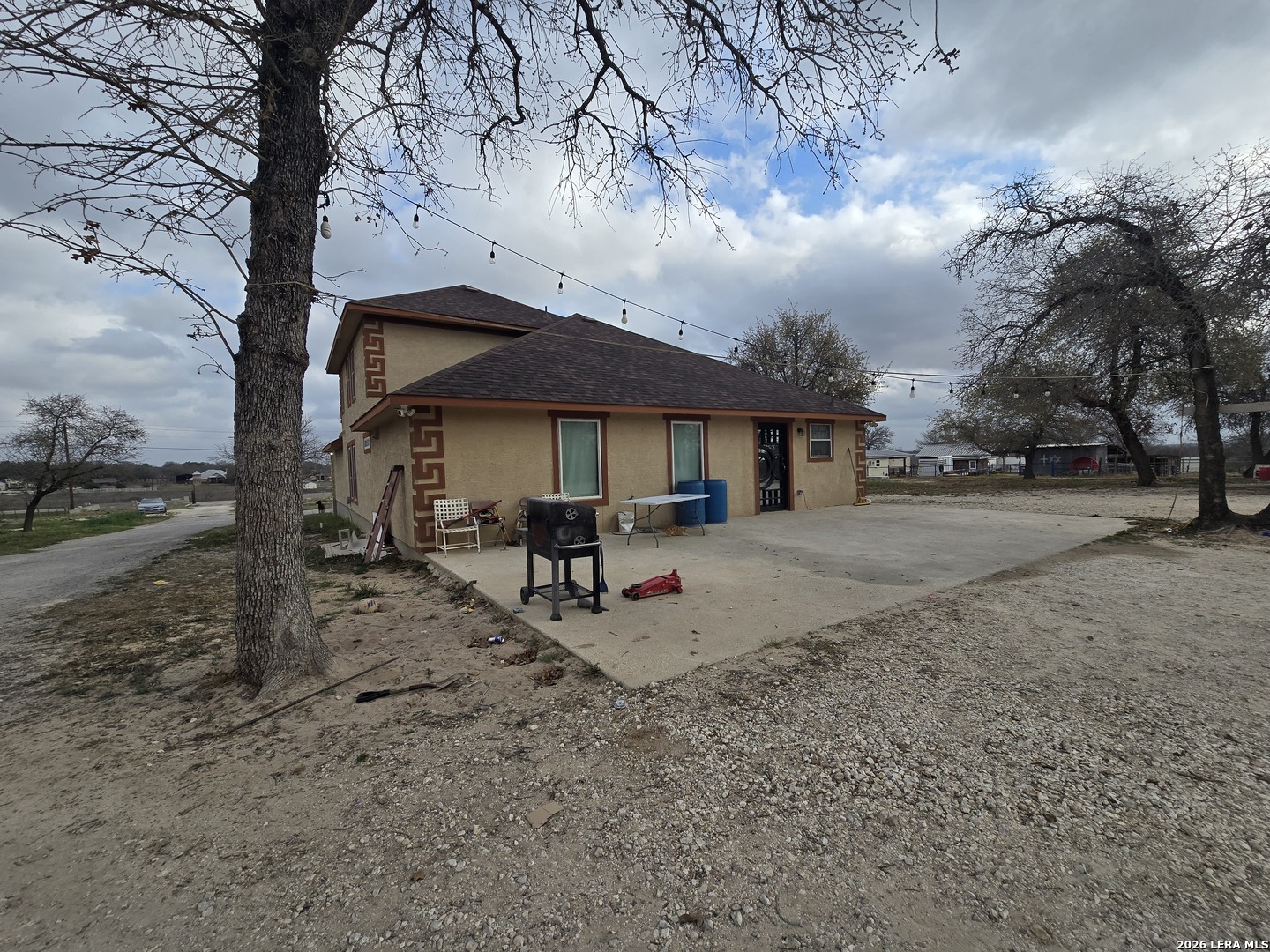 420 Highlands Loop Poteet, TX 78065 - Photo 5 of 49