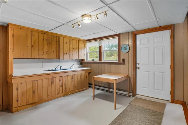 $329,900 | 185 Pleasant Street, Richmond, ME 04357