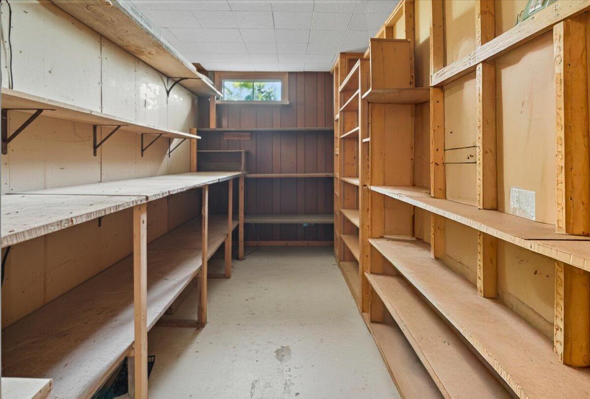 185 Pleasant Street Richmond, ME 04357 - Photo 34 of 48 Downstairs