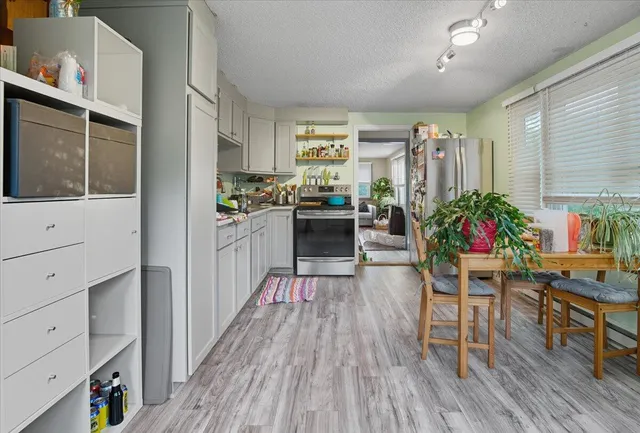 $329,900 | 185 Pleasant Street, Richmond, ME 04357