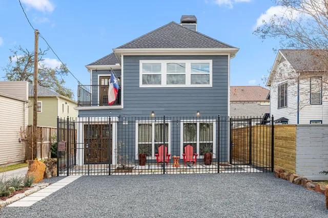 $5,000 | 202 East 7th Street, Houston, TX 77007