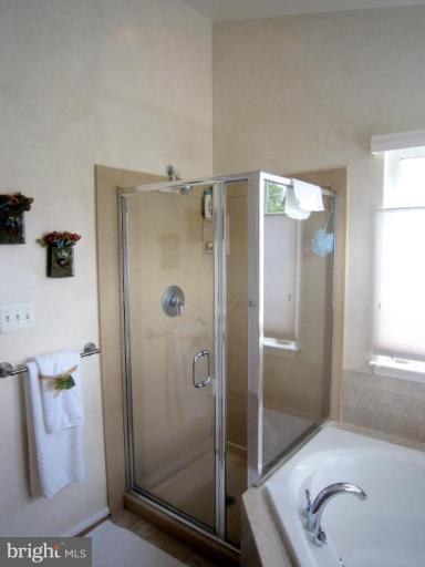 42751 Middle Ridge Place Broadlands, VA 20148 - Photo 21 of 30 Uprgaded Master Shower