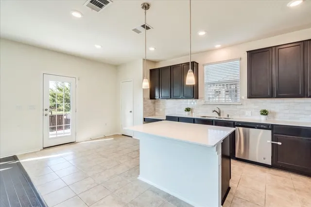 $2,950 | 815 Sandhill Branch Drive, Austin, TX 78748