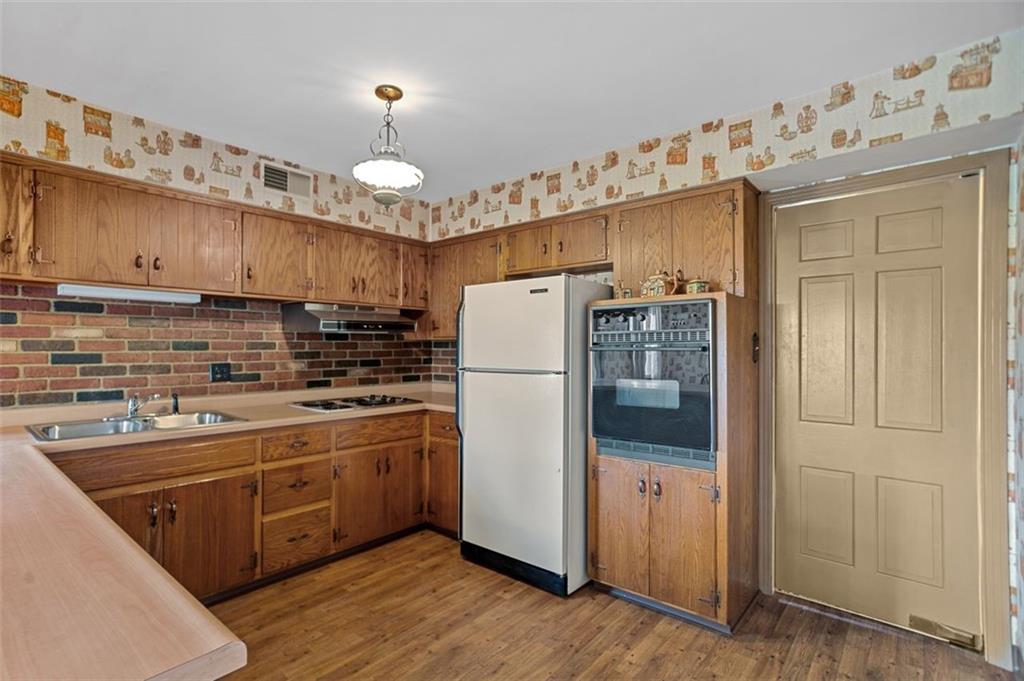 2210 Mercer Road New Brighton, PA 15066 - Photo 7 of 16 Gallery Image 7