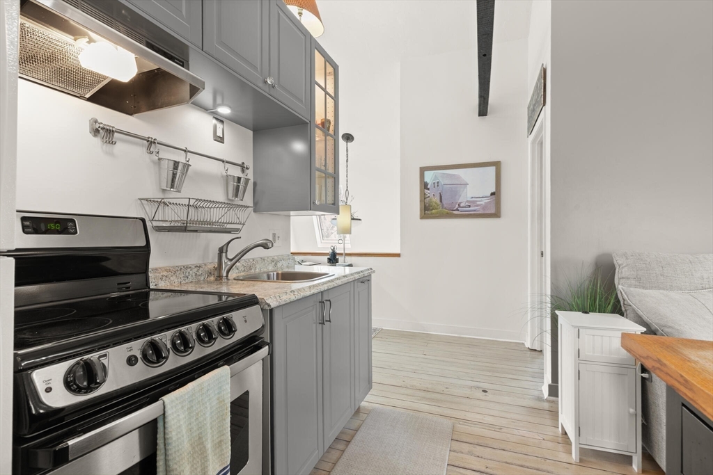 8 R North Street, Unit 5C Plymouth, MA 02360 - Photo 6 of 25