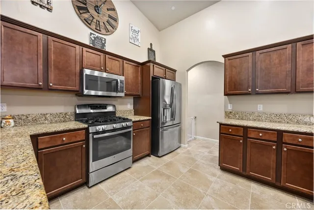 $460,000 | 5712 Biddeford Street, Bakersfield, CA 93313