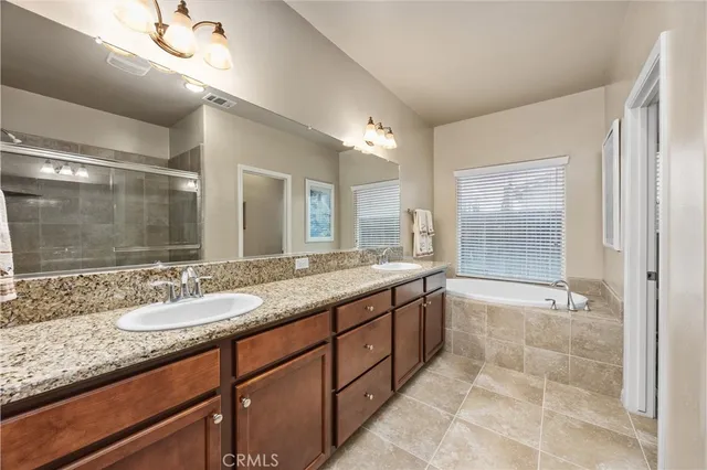 $460,000 | 5712 Biddeford Street, Bakersfield, CA 93313