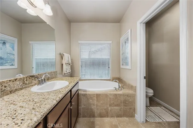 $460,000 | 5712 Biddeford Street, Bakersfield, CA 93313