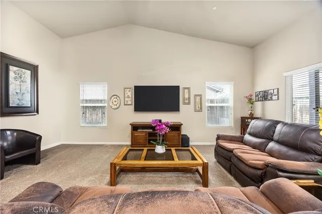 $460,000 | 5712 Biddeford Street, Bakersfield, CA 93313