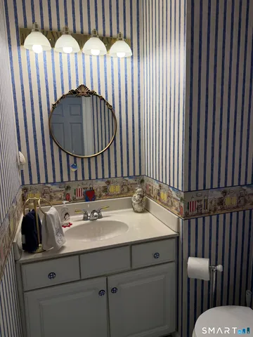 $2,200 | 30 Folkstone Road, Unit C, East Windsor, CT 06016