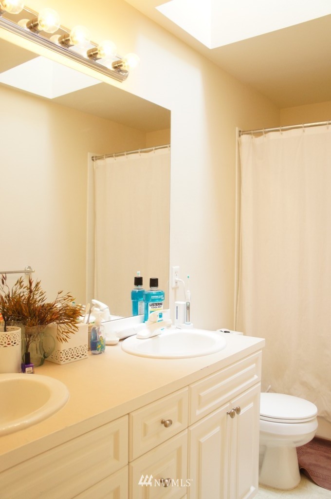 21011 37th Avenue Southeast Bothell, WA 98021 - Photo 13 of 15