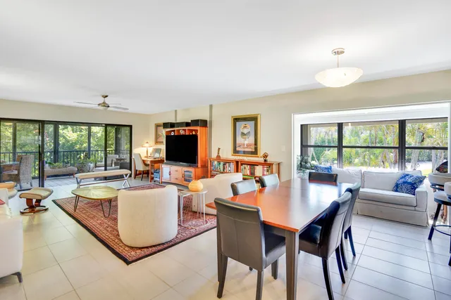 $2,800 | 102 Clubhouse Circle, Jupiter, FL 33477