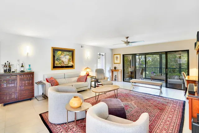 $2,800 | 102 Clubhouse Circle, Jupiter, FL 33477