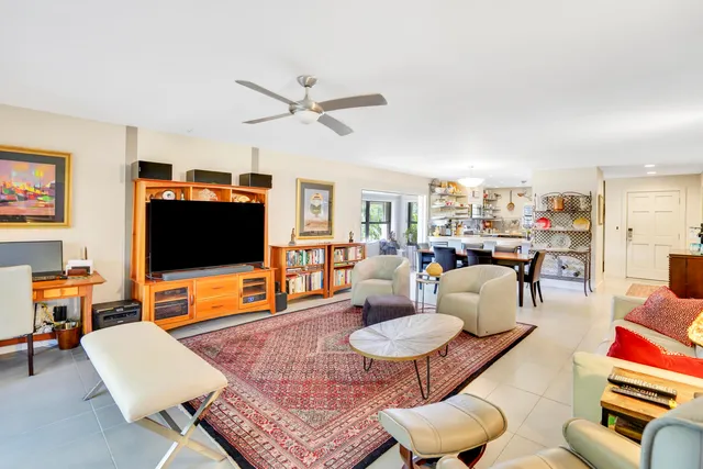 $2,800 | 102 Clubhouse Circle, Jupiter, FL 33477