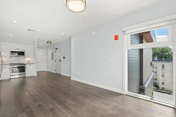 a view of a livingroom with a fireplace