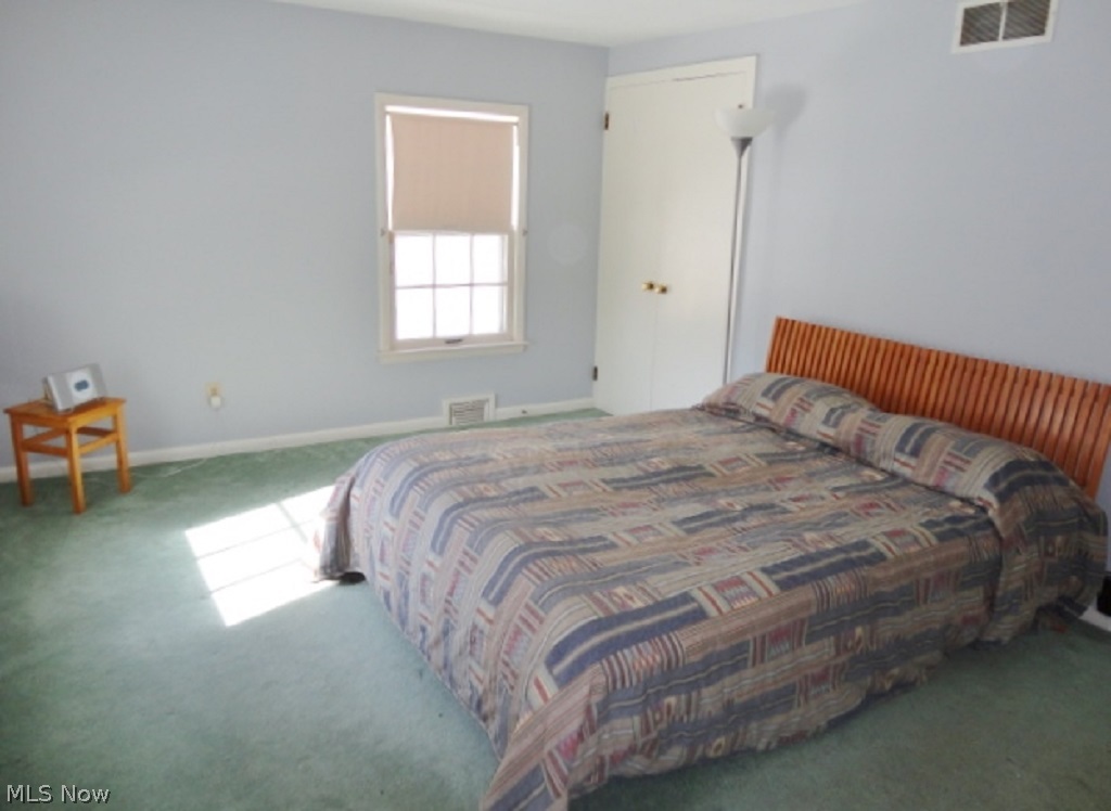3005 Chadbourne Road Cleveland, OH 44120 - Photo 16 of 19