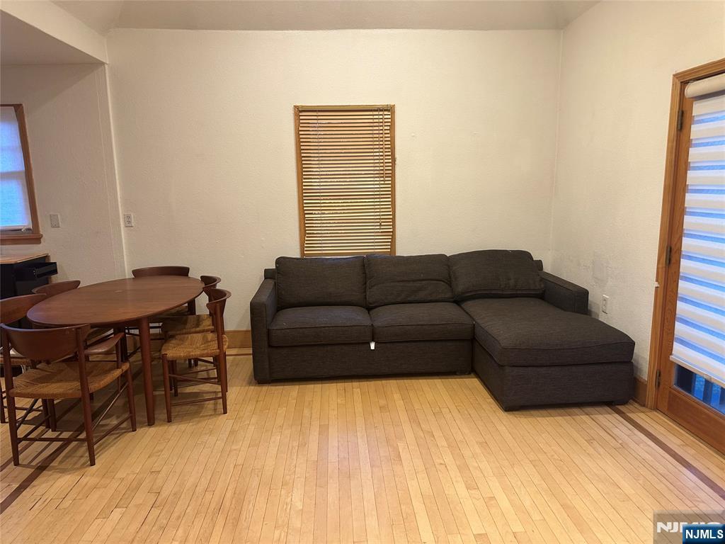 325 Bogert Avenue Ridgewood, NJ 07450 - Photo 12 of 24