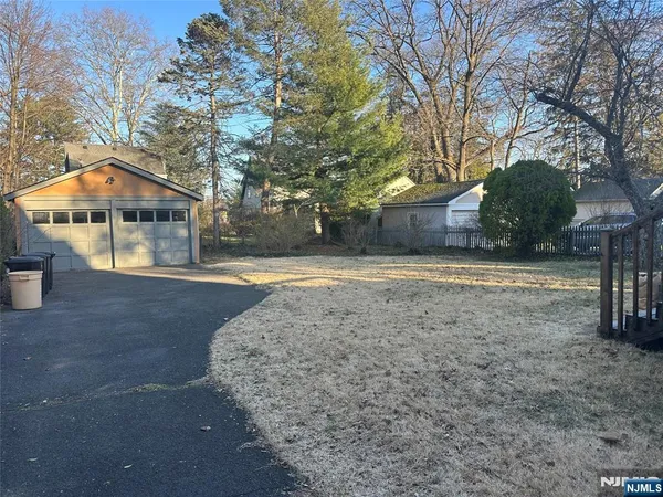 $5,400 | 325 Bogert Avenue, Ridgewood, NJ 07450