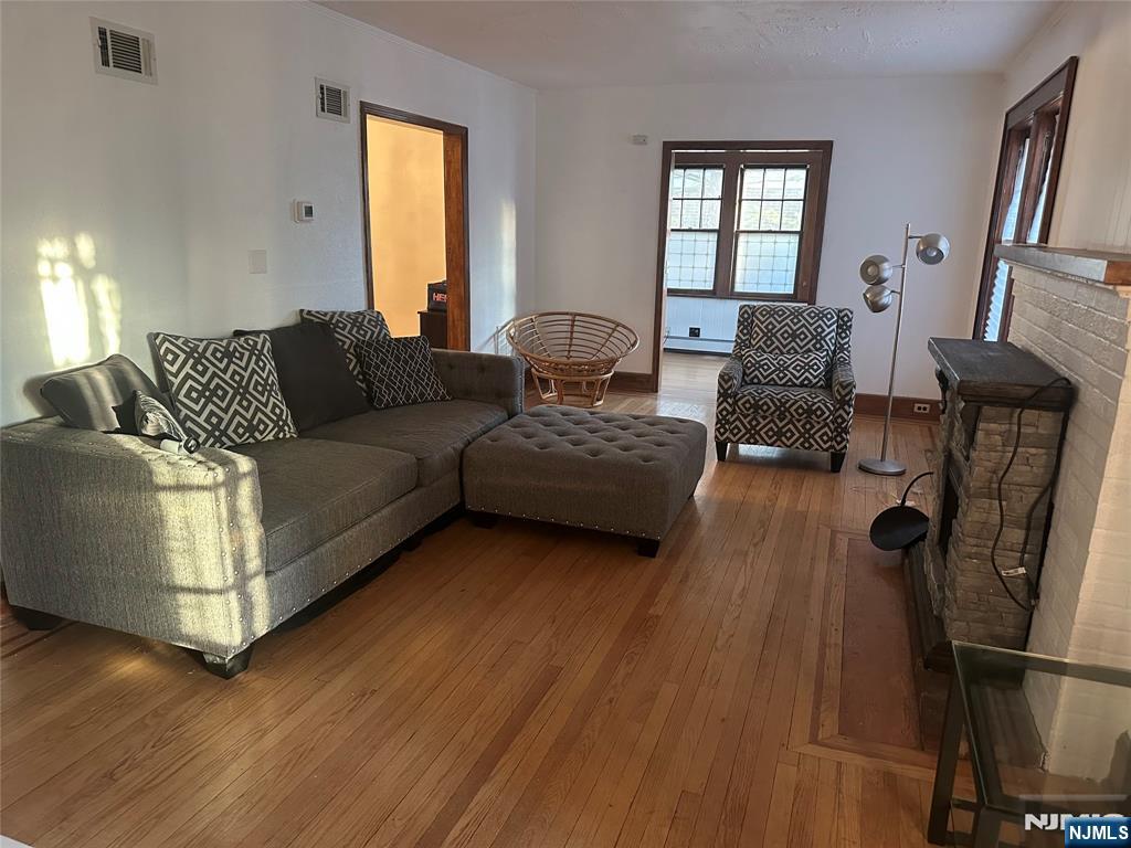 325 Bogert Avenue Ridgewood, NJ 07450 - Photo 5 of 24