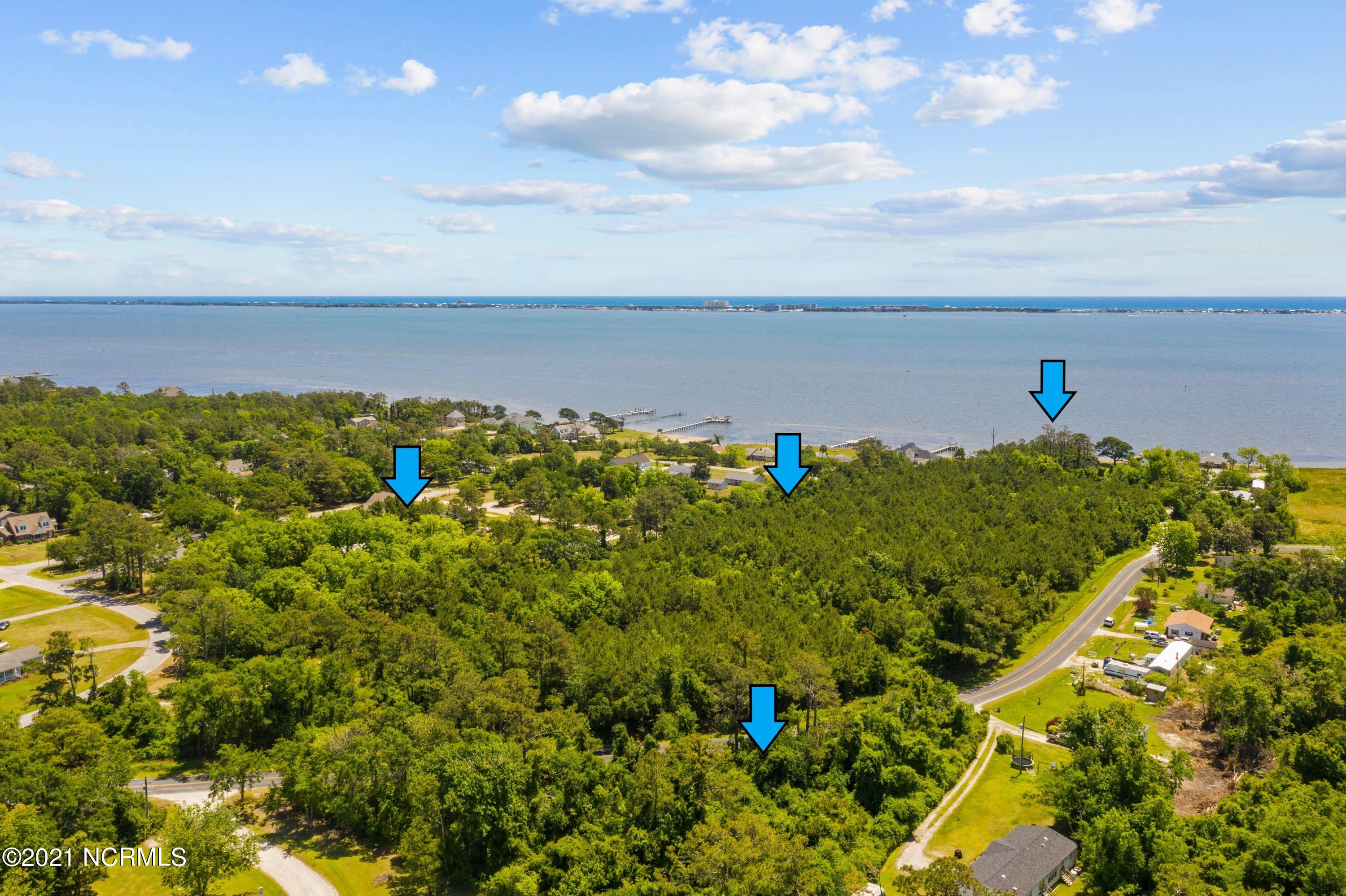 5 Broad Creek Loop Road Newport, NC 28570 - Photo 9 of 11 Imagine Your Dream Home