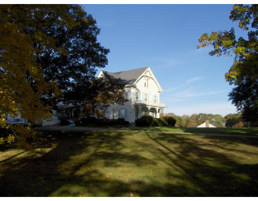 77 Little Mugget Road Charlton, MA 01507 - Photo 1 of 1