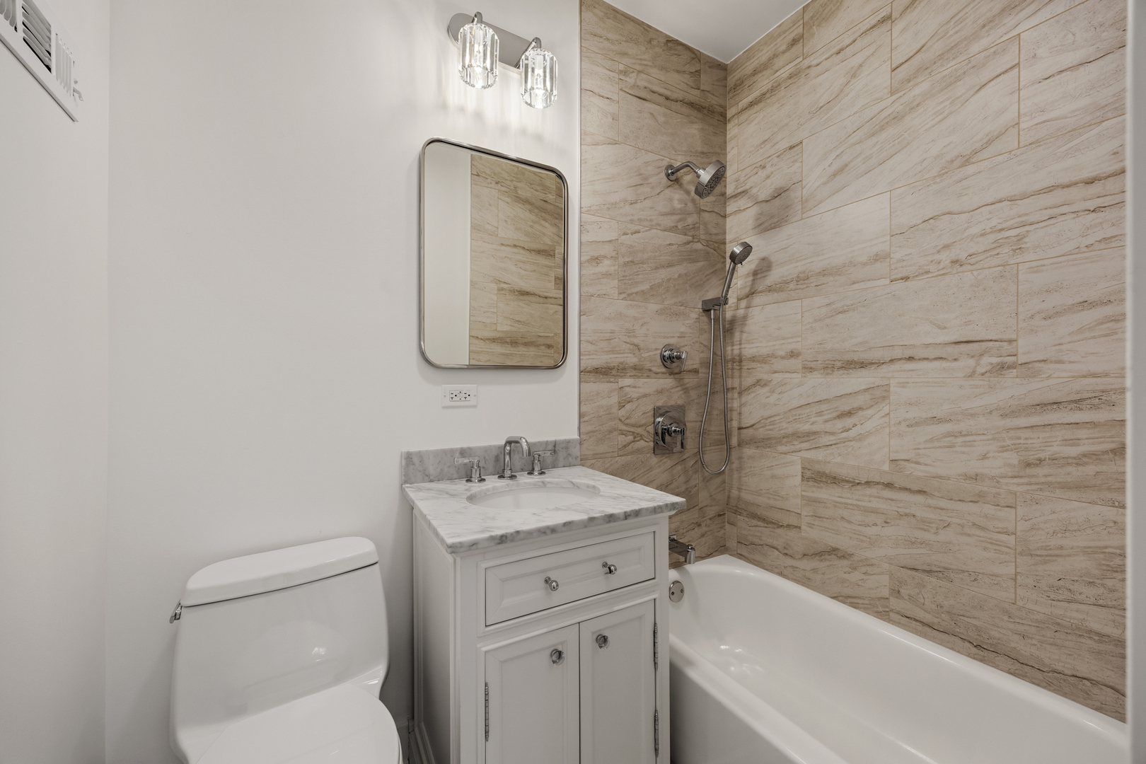 2107 North Clark Street Chicago, IL 60614 - Photo 29 of 39