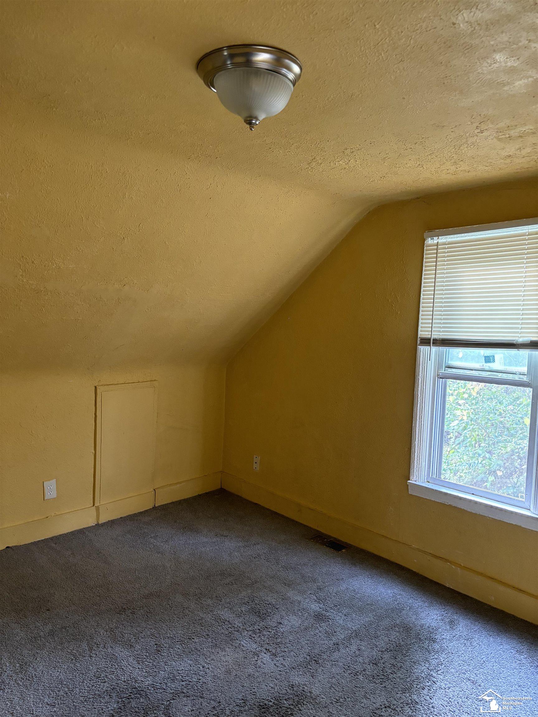 3257 Harrison Street Inkster, MI 48141 - Photo 28 of 42 50159700-cde4a4c6-b906-417d-850e-a97caf896f07.JPG