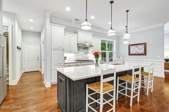 $979,000 | 190 Whiteoaks Circle, Bluffton, SC 29910