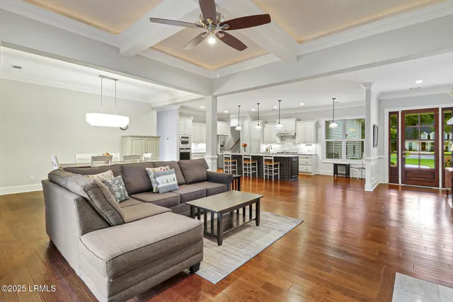 $979,000 | 190 Whiteoaks Circle, Bluffton, SC 29910