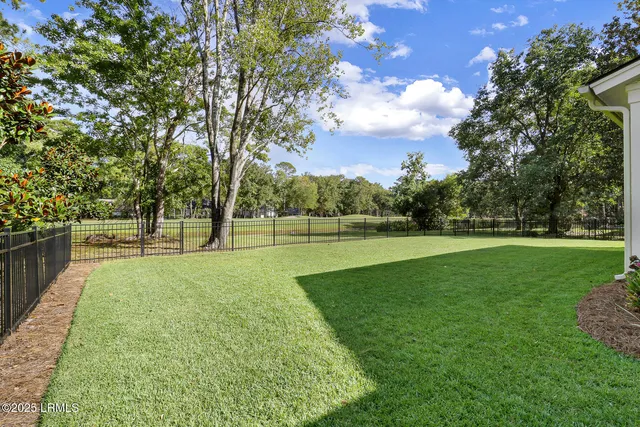 $979,000 | 190 Whiteoaks Circle, Bluffton, SC 29910