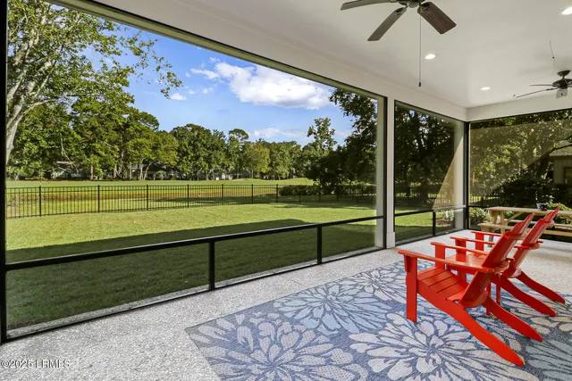 $979,000 | 190 Whiteoaks Circle, Bluffton, SC 29910