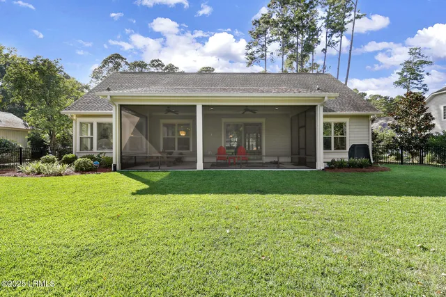 $979,000 | 190 Whiteoaks Circle, Bluffton, SC 29910