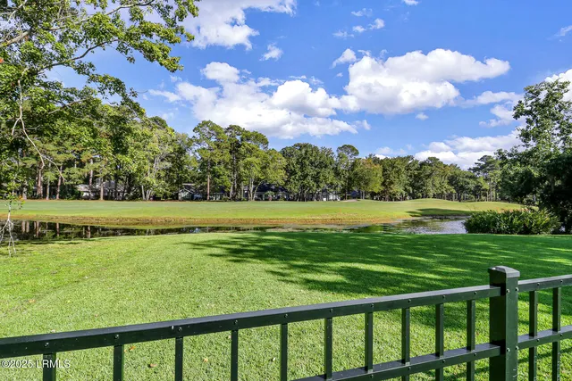 $979,000 | 190 Whiteoaks Circle, Bluffton, SC 29910