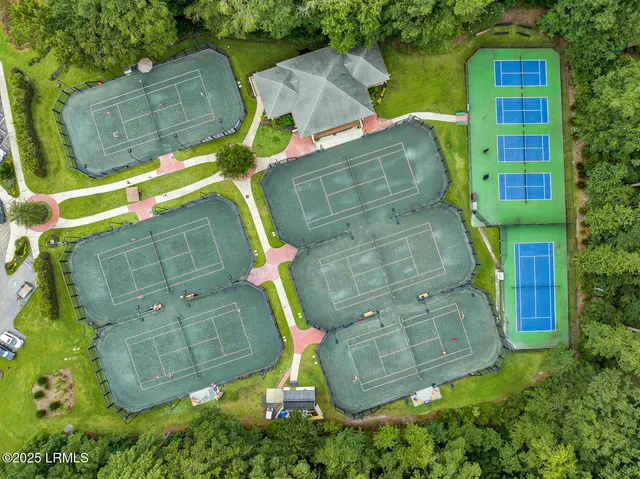 $979,000 | 190 Whiteoaks Circle, Bluffton, SC 29910