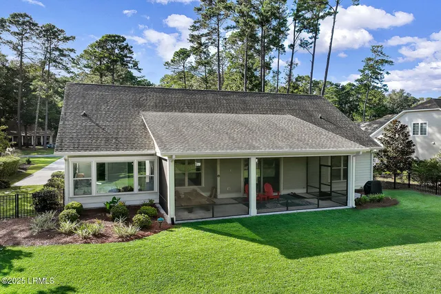 $979,000 | 190 Whiteoaks Circle, Bluffton, SC 29910
