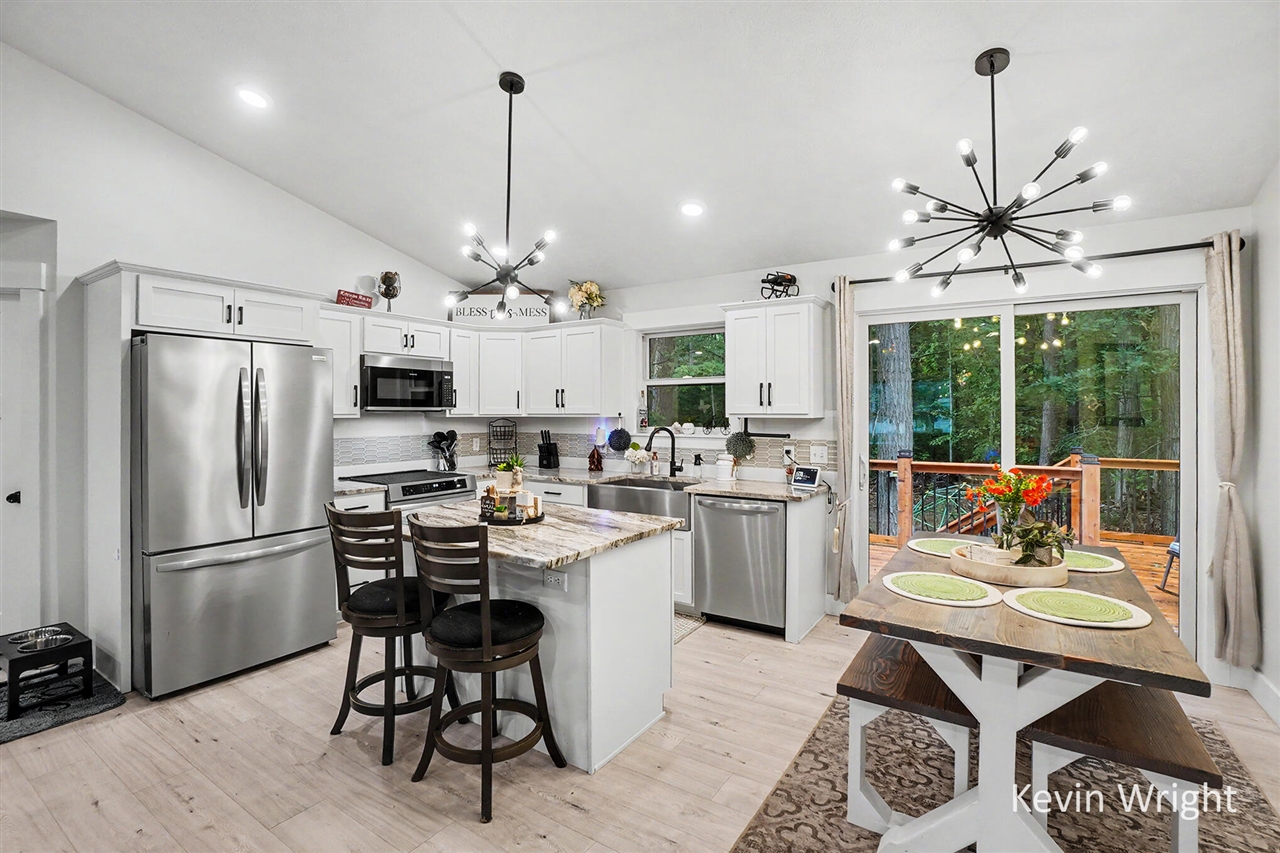 2848 Farr Road Fruitport, MI 49415 - Photo 8 of 28 Gallery Image 8