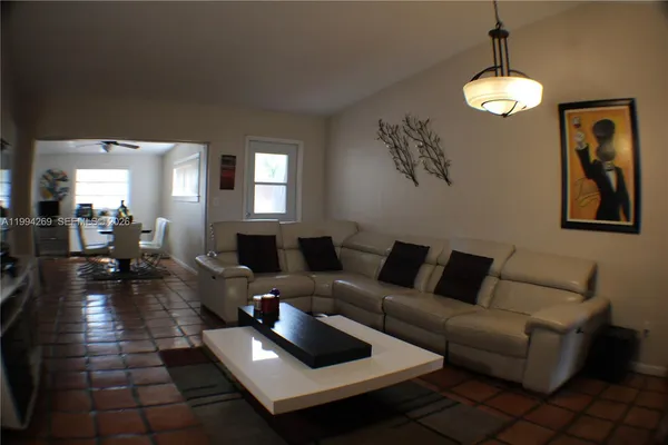 $440,000 | 12003 Southwest 110th St Circle North, Miami, FL 33186