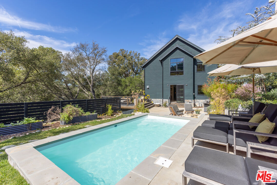 21165 Entrada Road Topanga, CA 90290 - Photo 50 of 64