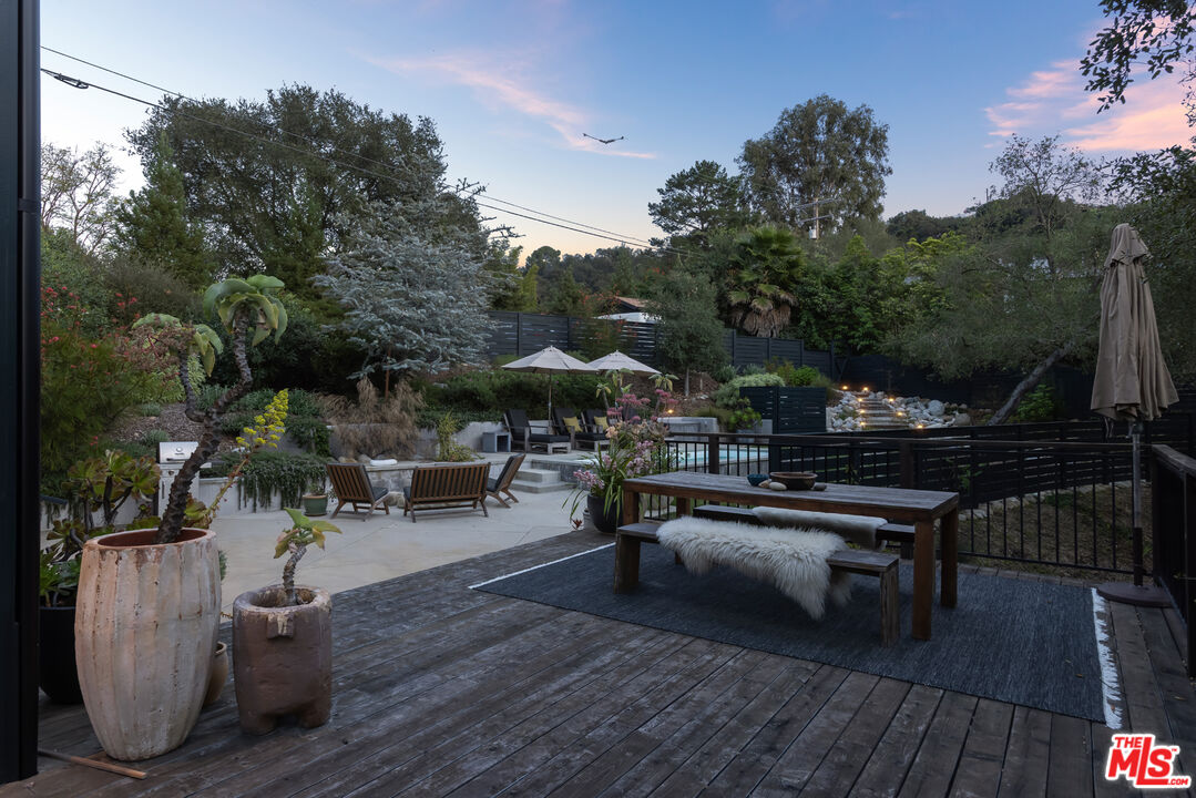 21165 Entrada Road Topanga, CA 90290 - Photo 54 of 64