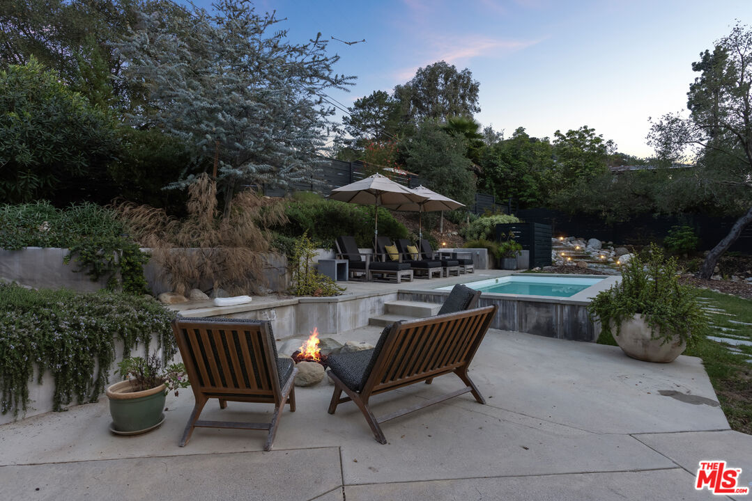 21165 Entrada Road Topanga, CA 90290 - Photo 56 of 64