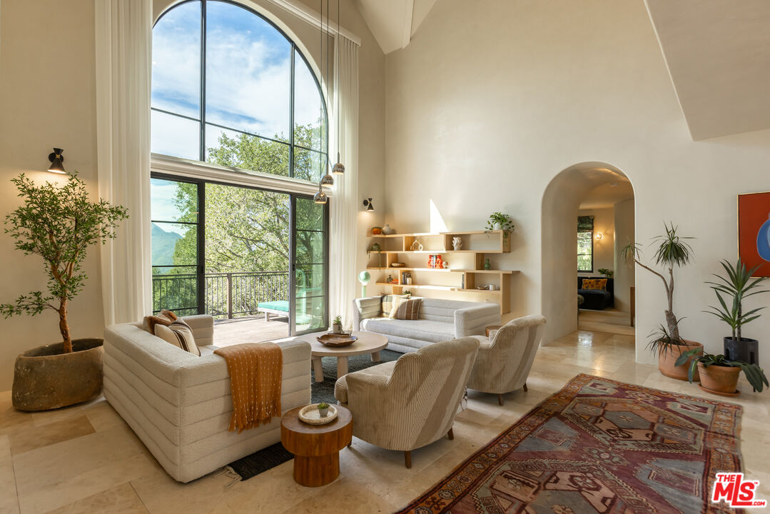 21165 Entrada Road Topanga, CA 90290 - Photo 7 of 64