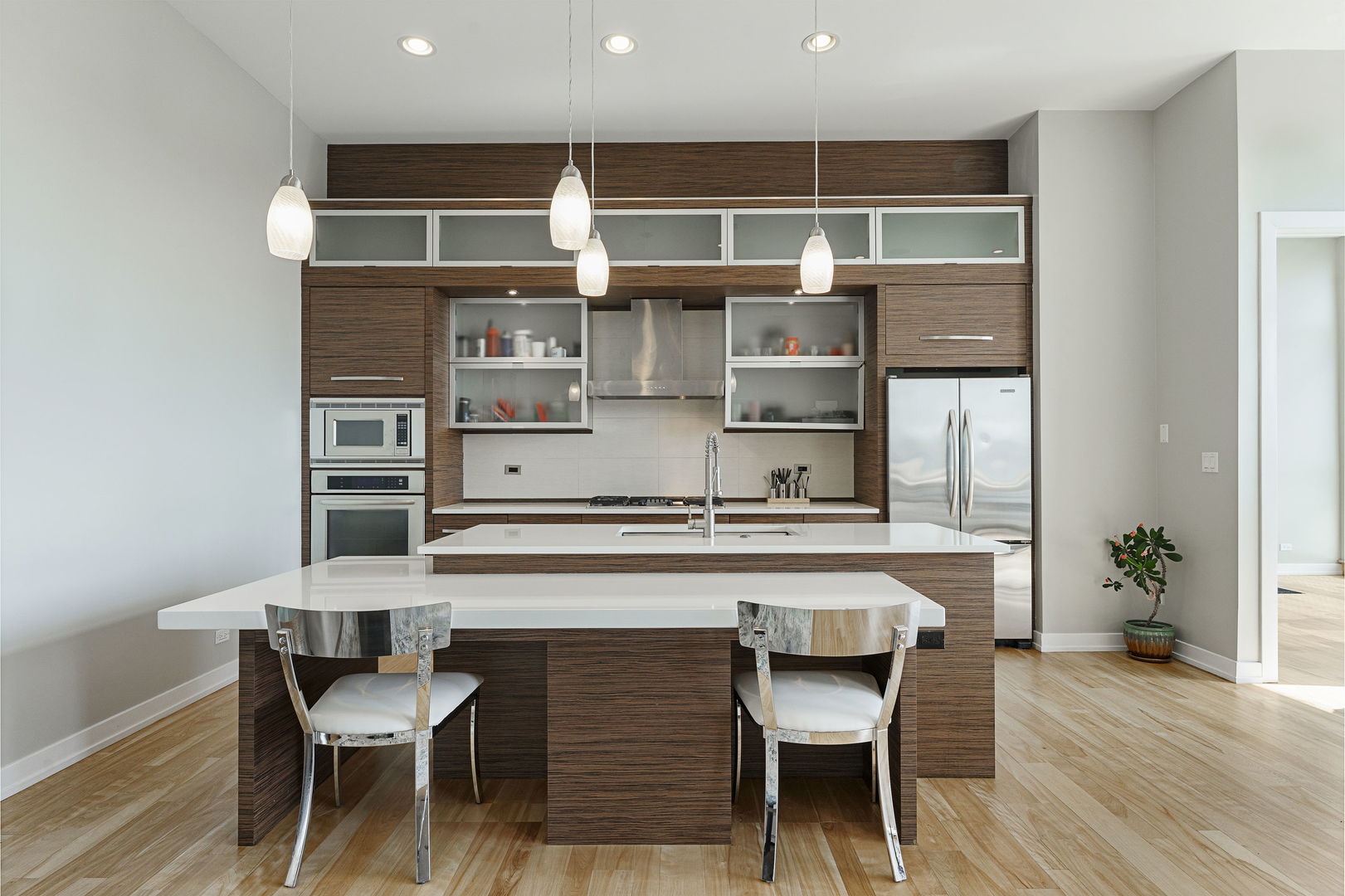 2408 West Rice Street, Unit 403 Chicago, IL 60622 - Photo 7 of 29