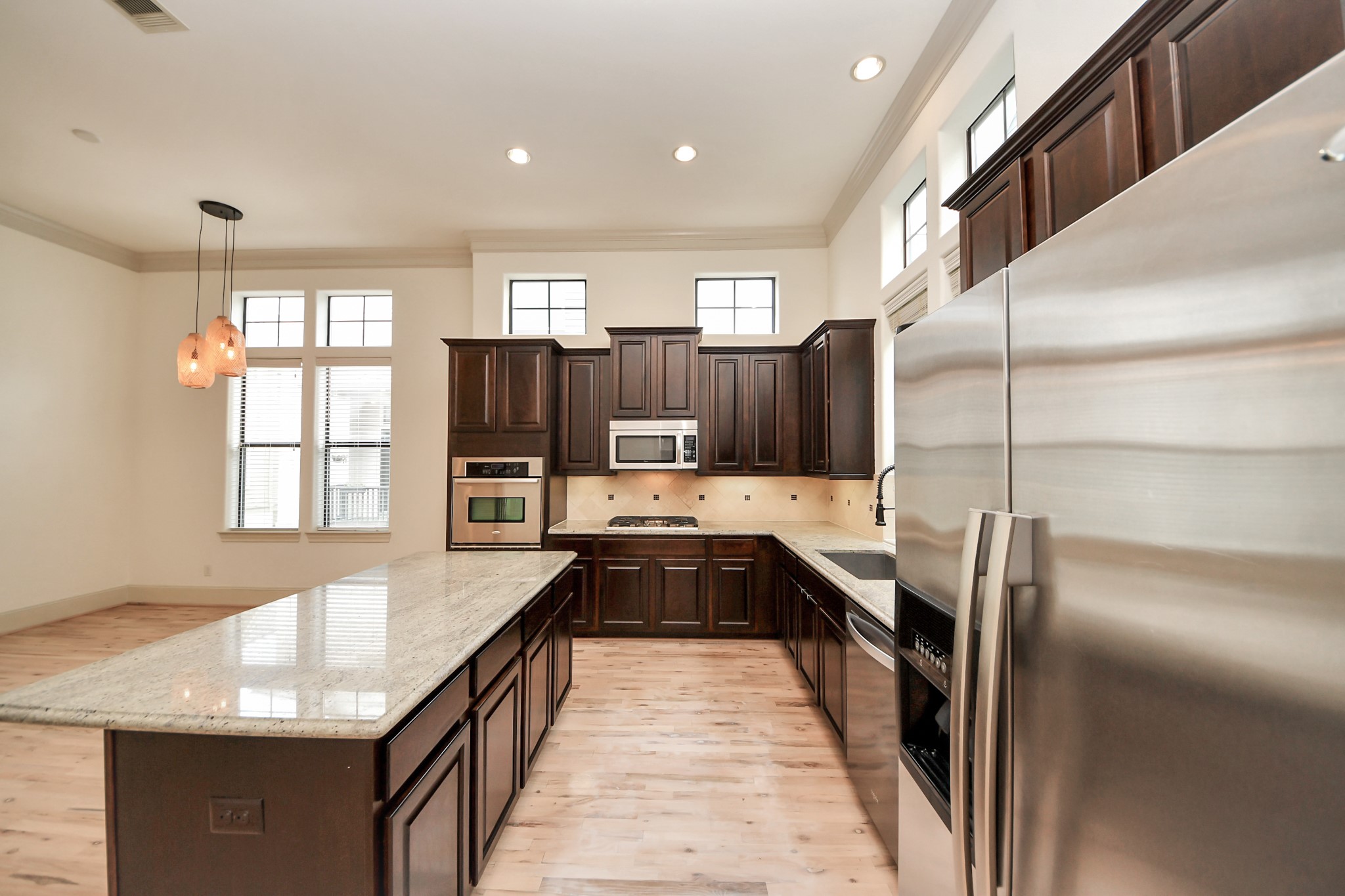 3229 Maxroy Street Houston, TX 77008 - Photo 23 of 43