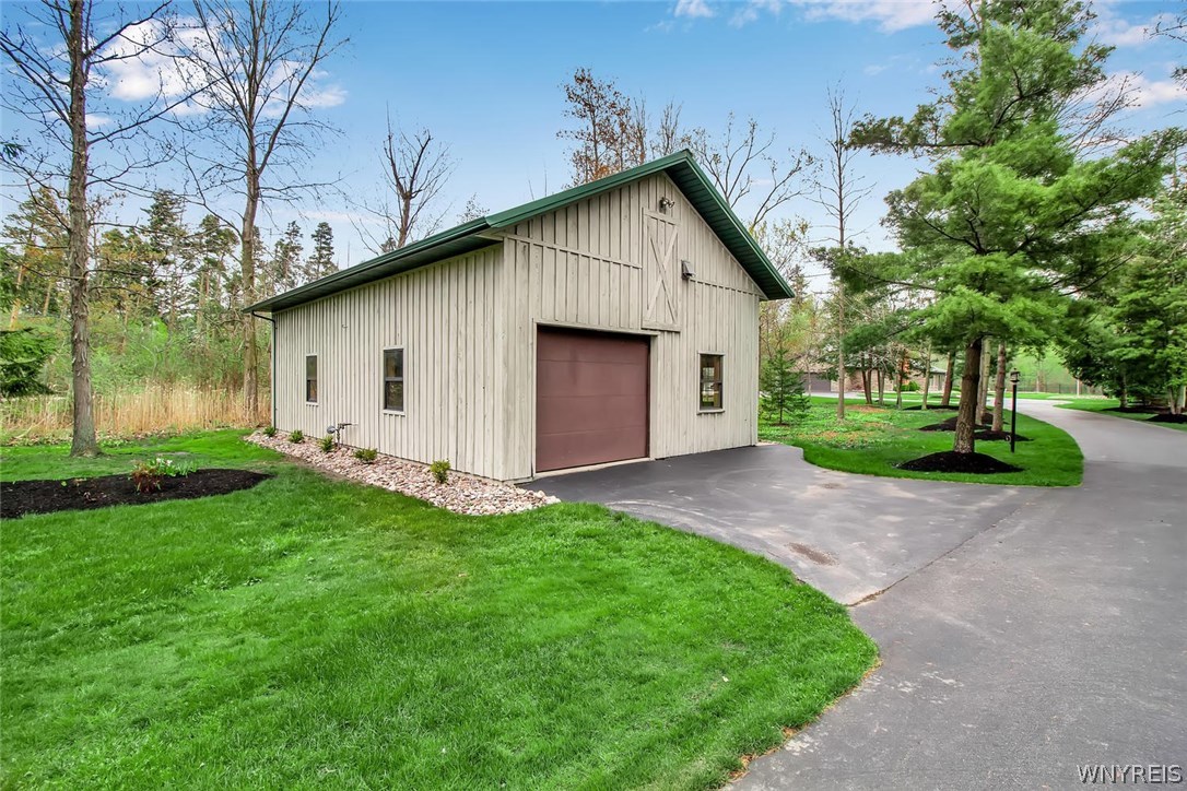 5555 Kraus Road Clarence, NY 14031 - Photo 30 of 36