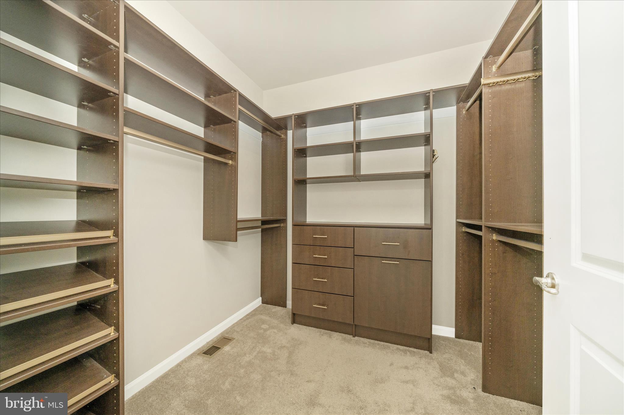 900 Sankofa Road Glen Burnie, MD 21060 - Photo 27 of 56 Walk in Closet