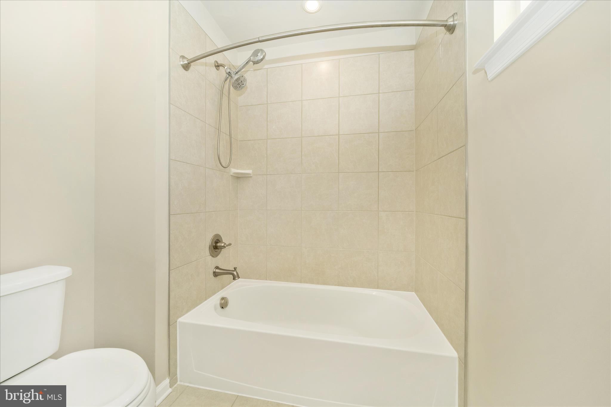 900 Sankofa Road Glen Burnie, MD 21060 - Photo 38 of 56 Hall Bathroom
