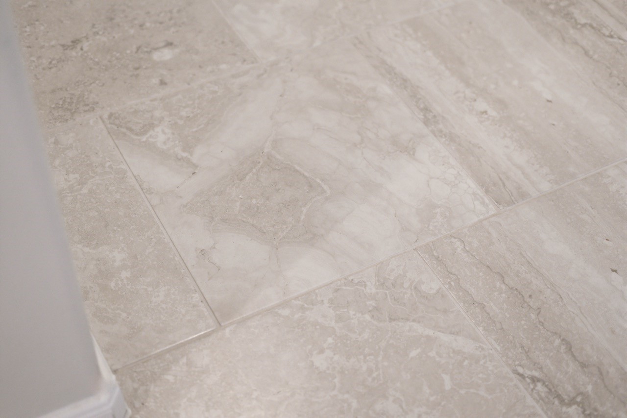 10110 Whitney Reach Drive Rosharon, TX 77583 - Photo 20 of 48 Beautiful Neutral Tile