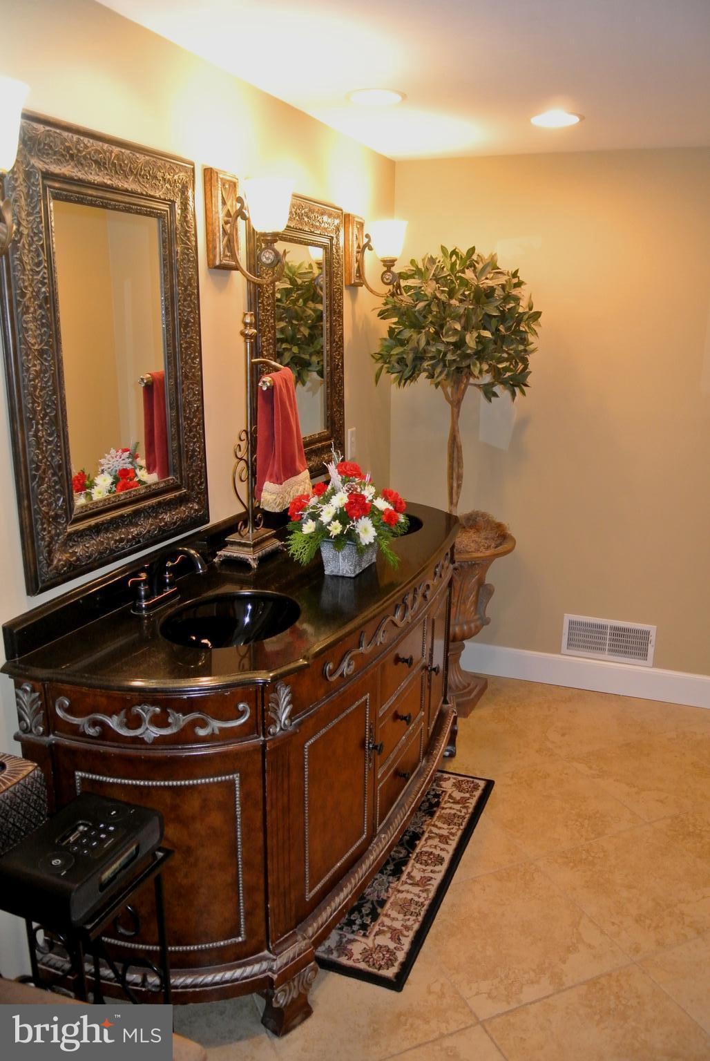 750 Linden Road Hershey, PA 17033 - Photo 25 of 49 Gallery Image 25